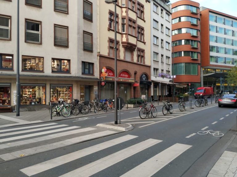 10 Gay Bars für jeden Geschmack Frankfurt für Queers