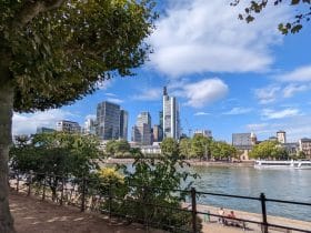 Superblocks in Frankfurt: Mehr Lebensqualität durch weniger Verkehr 15 Superblocks Frankfurt