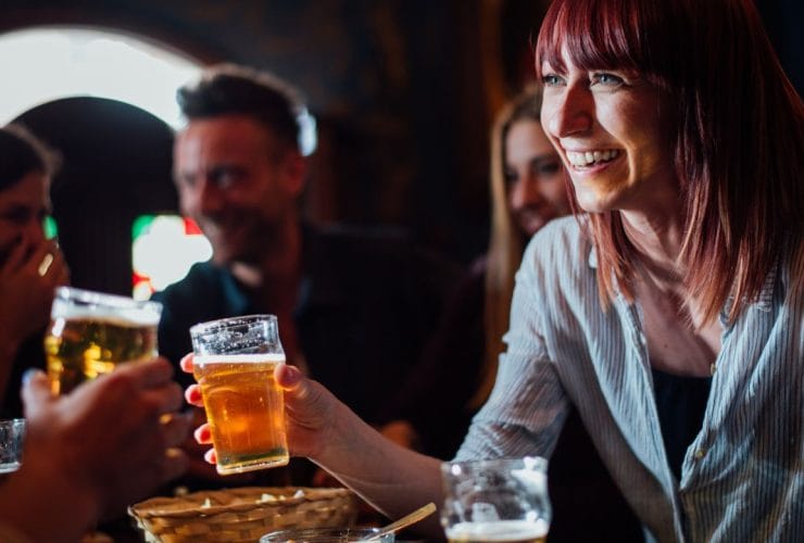 Ruta por los bares de la esquina de Fráncfort: 7 bares pintorescos con carácter 24 Eckkneipen Frankfuet